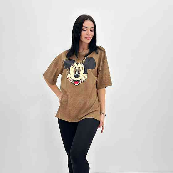 Женская футболка с рисунком 