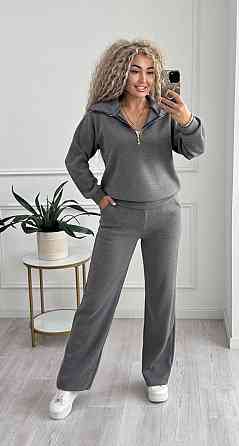 Жіночий стильний і теплий в'язаний костюм осінь-зима на трикотажній основі. Графіт, 50/52 Одеса