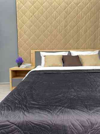 Покрывало стеганое Decorator Велюр листья 240х260 см графитовый (85-041) Киев