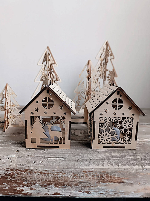 Набор подвесок с LED свечами. Два деревянные домики 13 см с подсветкой. Ирпень - изображение 8