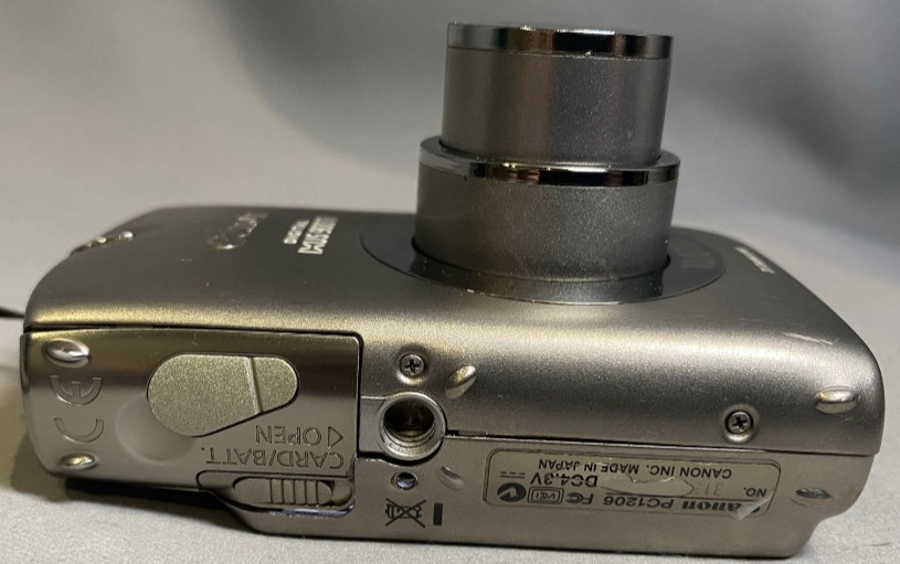 Цифровий фотоапарат Canon IXUS 900 Ti Киев - изображение 6