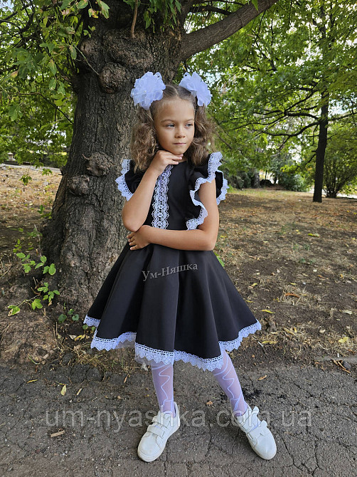 Красивое школьное платье с кружевом 116-140 Кривой Рог - изображение 1