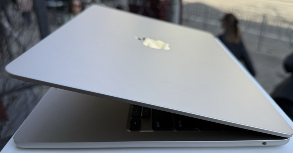 Ноутбук Open Box MacBook Air 2024 M3 8/256gb Starlight Київ - фото 2