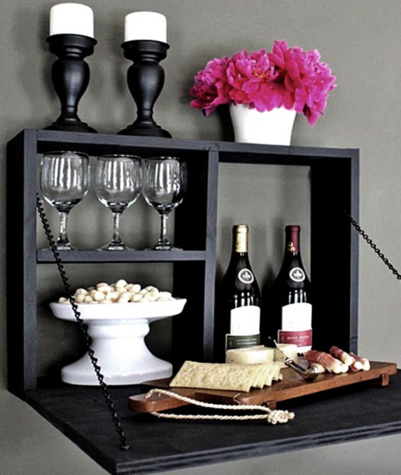 Настенный бар 