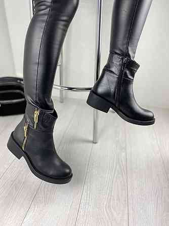 Injers Жіночі черевики INJERS чорні натуральна шкіра висота 13см розмір 37 (2909) Коломия