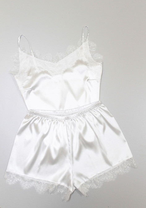 Піжама жіноча атласна майка і шорти з мереживом Білий 56 Харків - фото 6
