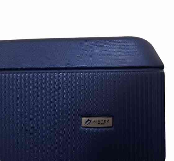 Валіза пластикова AIRTEX 937 мала синя Київ
