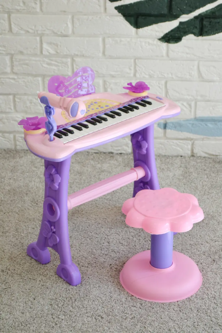 Піаніно-синтезатор 37 клавіш зі стільцем та мікрофоном від мережі Рожевий (6613) Чернігів - фото 5