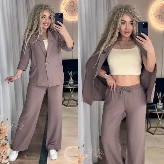 Костюм из двух частей. Пиджак + брюки палаццо — это готовый образ на каждый день. Одесса
