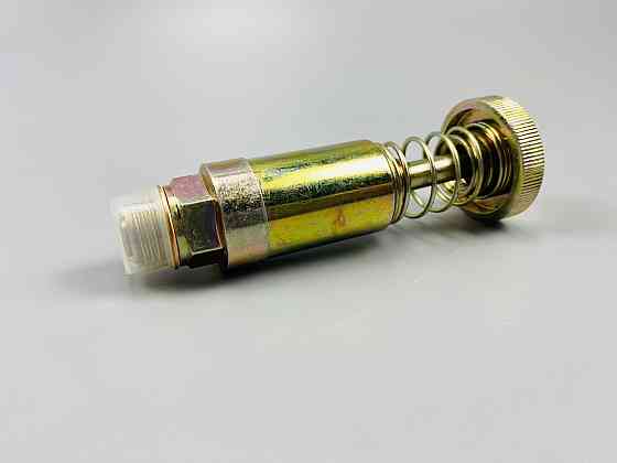 Насос паливний ручної підкачки МТЗ (солдатик) М16х1.5 подвійна манжета залізний шток і поршень premium Мукачево