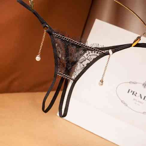 Еротичні стрінги з розрізом універсальний чорний Київ