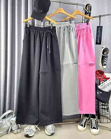 Женский стильный спортивный прогулочный костюм двойка с разрезами на кофте и брюках двунитка люкс + рибана Одесса