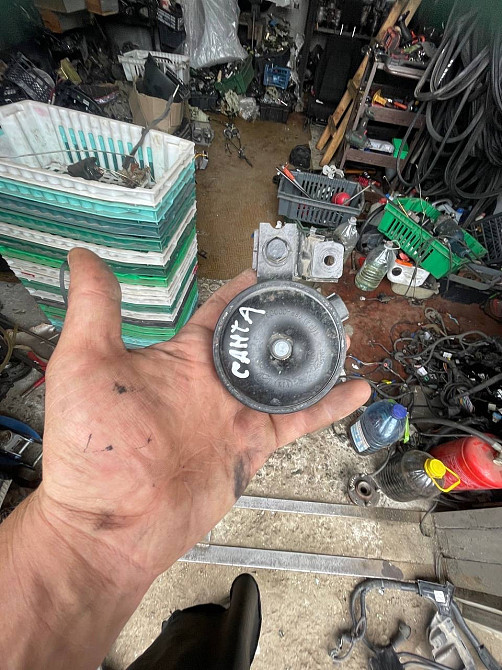 Сигнал (клаксон) на Hyundai Santa Fe 2012-2018 Київ - фото 1