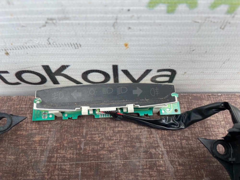 Кнопки управління мультимедіа в кермо Citroen C4 2004-2010 (96497900XT) Ковель - изображение 1