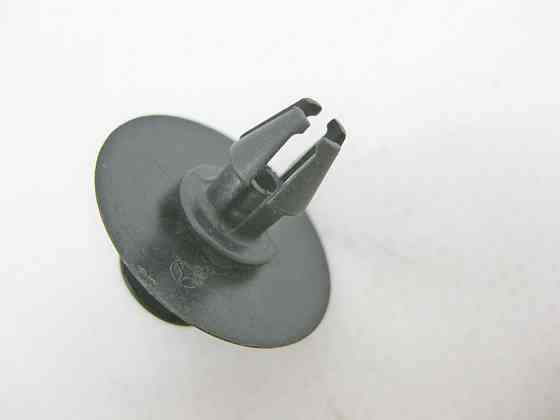 Mercedes-Benz  A0019900192 Кріпильна кліпса пластикового порогу C-Class W203 CLC Sportcoupe C203 CLK C208 C209 E-Class W211 S-Class W220 Одесса