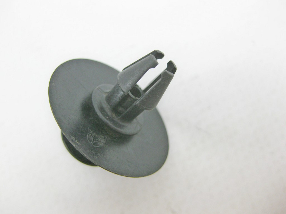 Mercedes-Benz  A0019900192 Кріпильна кліпса пластикового порогу C-Class W203 CLC Sportcoupe C203 CLK C208 C209 E-Class W211 S-Class W220 Одеса - фото 5