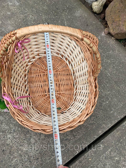 Корзинка с украшением, плетеная из лозы Киев - изображение 9