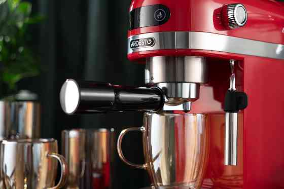 Кавоварка ARDESTO ріжкова 1.4л, мелена, ручний капучинатор, підігрів чашок, червоний Київ