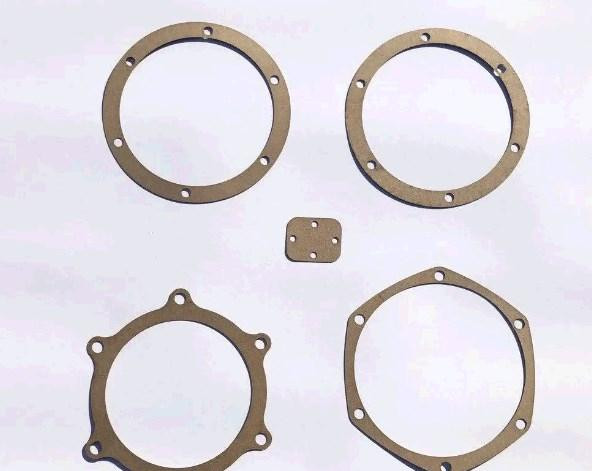 Прокладки   редуктора (ведущего моста) с приводом на колесо коляски (набор) МВ-750, МВ-650, МТ-12, МТ-16 картон SLO Мукачево - изображение 1