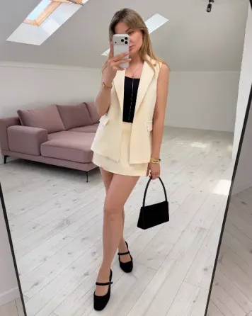 Жіночий костюм з жилетом і шортами-спідницею | стильний комплект Одеса