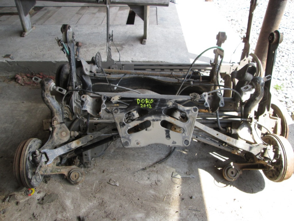 Балка задня Fiat Doblo 2010-2015 Ковель - фото 1