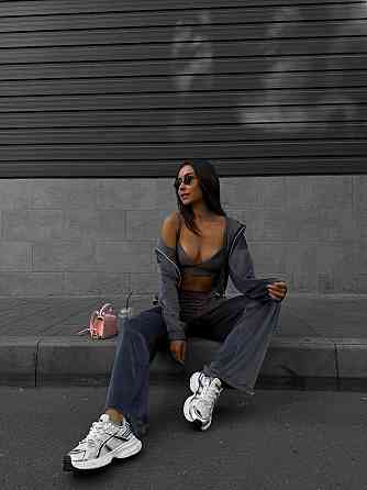 Жіночий костюм-трійка: кофта топ і штани велюр Графіт, 42/44 Одеса