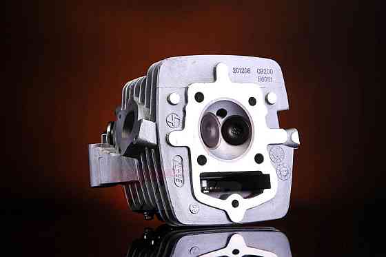 Головка цилиндра 4T CB200 (в сборе, + клапаны, крышка) -2 Мукачево