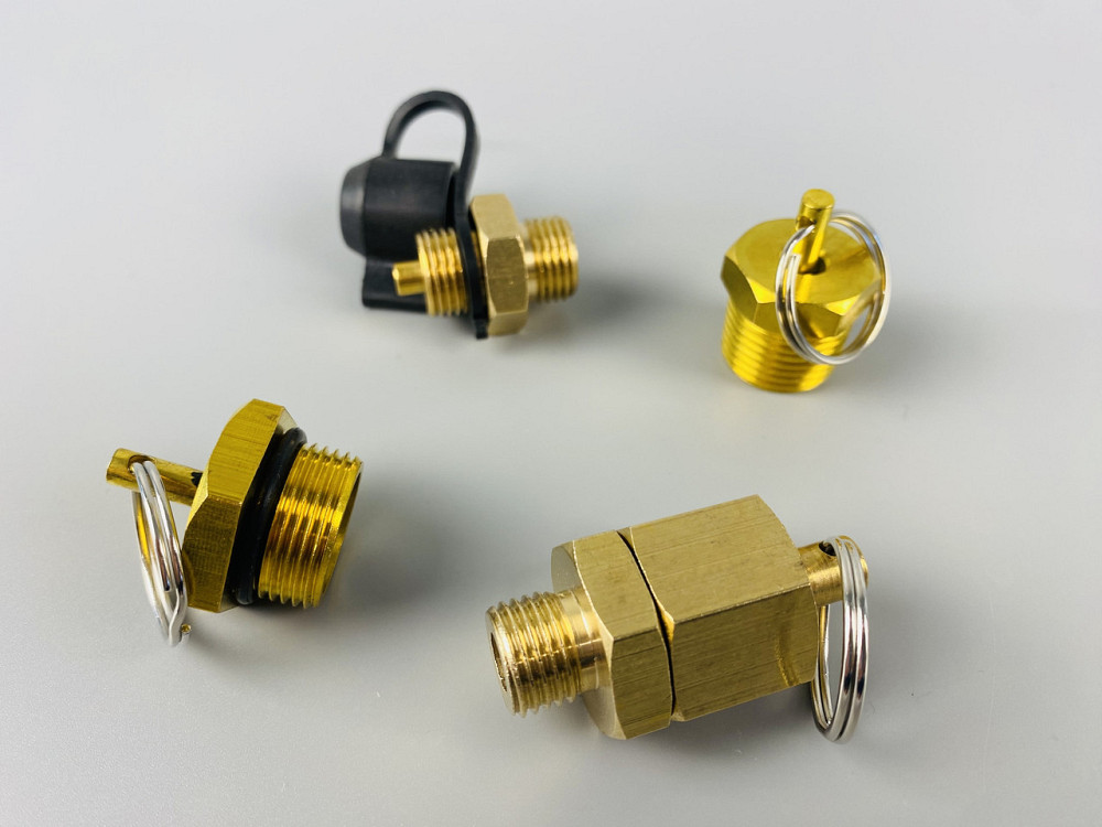 Клапан зливу конденсату М16х1.5, із захисним гумовим ковпачком (латунь) Мукачево - фото 5