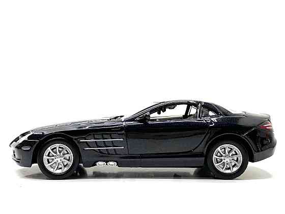 Машина Автосвіт Mercedes slr інерційна відчиняються двері капот 19см Чорний (AP-1898) Чернігів