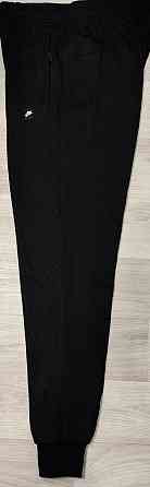 Мужские зауженные штаны Nike,капа Киев