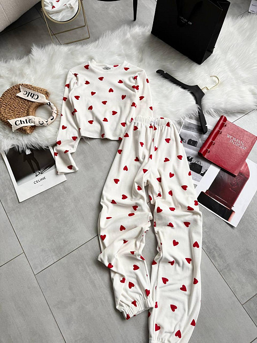 Жіноча стильна принтована домашня піжама з плюшевого велюра Одеса - фото 2