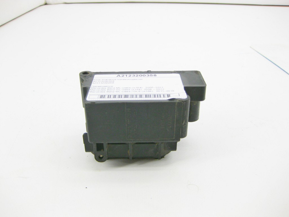 Mercedes-Benz  A2123200358 Блок клапанів пневмопідвіски ML W164 R-class short W251 CL C216 S-class short W221 CLS C218 ML/GLE W166 GLE Coupe C292 S-cl Одеса - фото 7