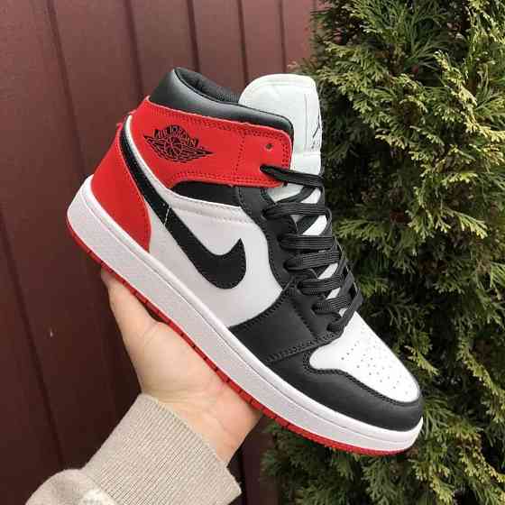 Кроссовки Nike AIR Jordan Белые Красные Мужские Черные Джорданы Высокие Найк (размеры: 41,42,43,44,45) Днепр