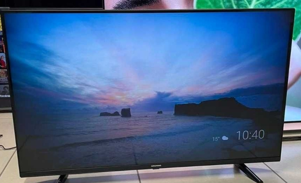 Телевизор Безрамный: 65