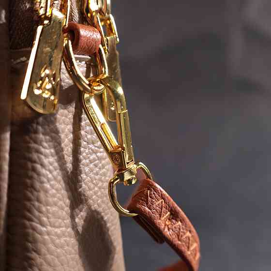 Сучасна сумка трапеція для жінок з натуральної шкіри Vintage 22271 Бежева Київ