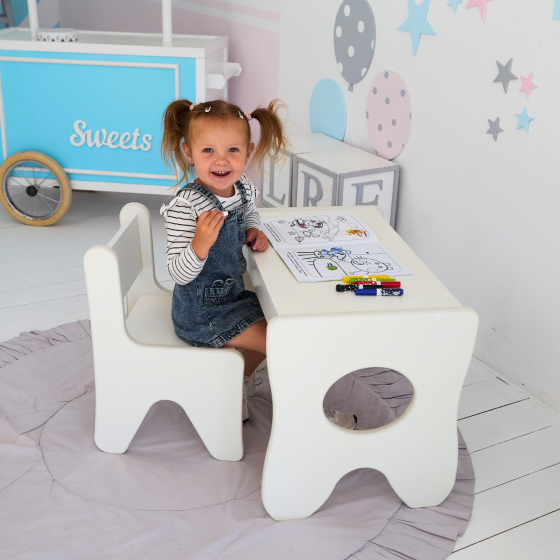 Удобный столик в детскую комнату 70×45×51, детский игральный стол с ящиком, белый Киев