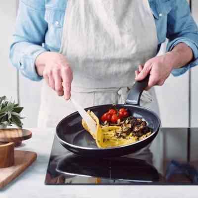 Сковорода GreenPan Essence Perforated Base, 24 см з керамічним покриттям (CC009039-001) Вінниця