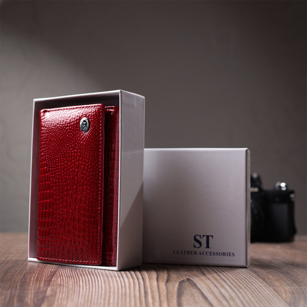 Кошелек женский в три сложения из лакированной фактурной натуральной кожи ST Leather 22708 Красный Киев - изображение 1