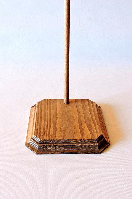 Подставка для кукол 