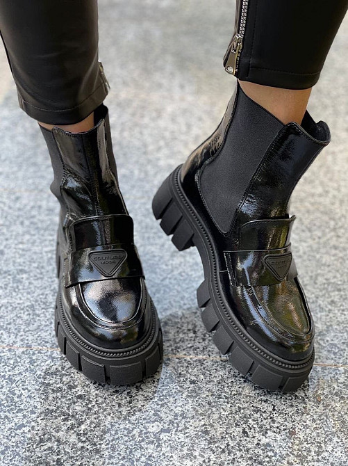 AVALON Ботинки AVALON черные кожаные лакированные зимние 39-41р. (4941) Коломия - фото 1