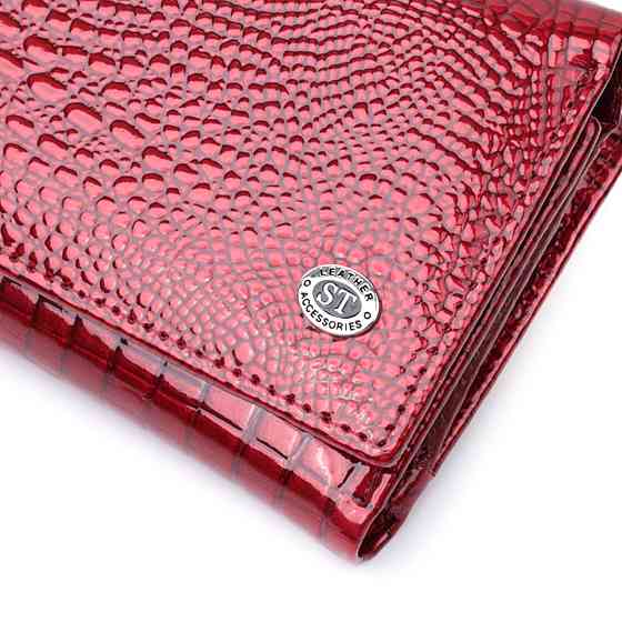 Гаманець жіночий три складення з лакованої фактурної натуральної шкіри ST Leather 22708 Червоний Київ