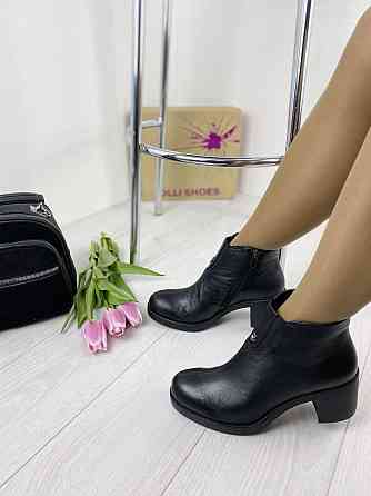 Injers Черевики жіночі INJERS чорні натуральна шкіра 39р. (1161) Коломия