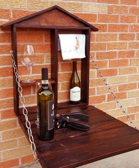 Настенный бар 