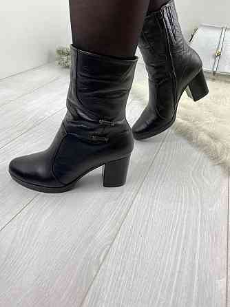 Черевики жіночі ARLETT чорні натуральна шкіра зима каблук 7см висота 16см (2884) Коломыя