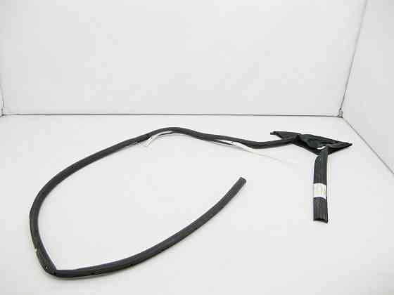 Mercedes-Benz  A2097200254 Ущільнювач над правим опускним склом CLK C209 Одеса