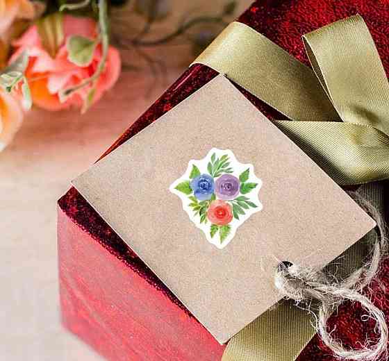 Наклейки цветы рулон 500 шт 10 дизайнов декоративные стикеры цветы для упаковки подарков скрапбукинга и декора 2.4 см Киев