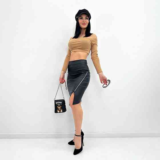 Юбка из экокожи до колена 