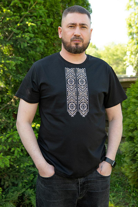 Вишиванка чоловіча з коротким рукавом бавовняного кольору 48/50 Київ - фото 1