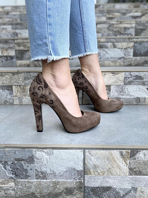 Туфлі жіночі LENA MELIANI капучіно еко-замша каблук 11см (A116-A3281) Коломия - фото 4