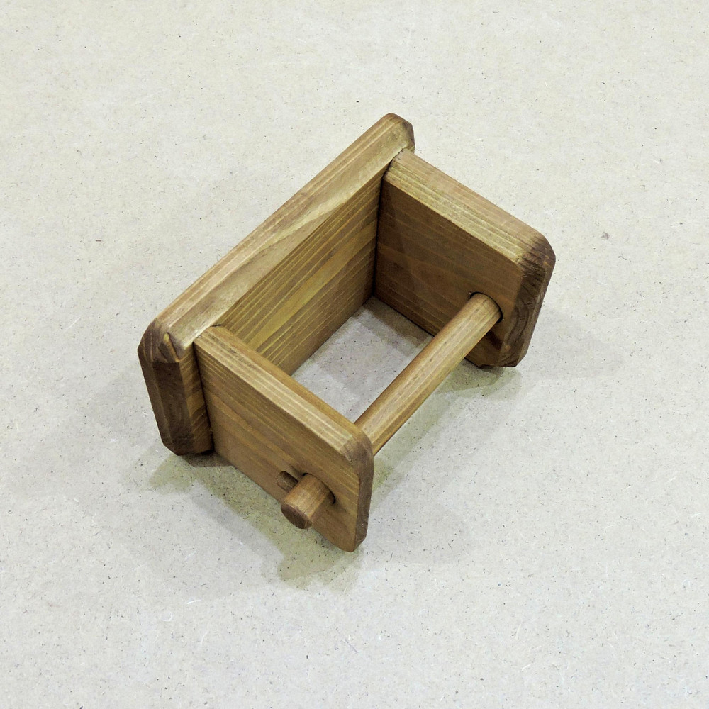 Держатель для туалетной бумаги 